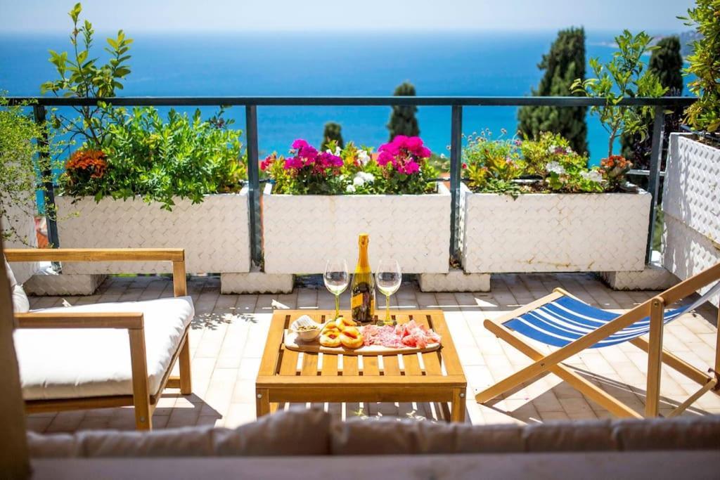 Apartamento Il Grande Blu - Vista Panoramica Sul Golfo Ospedaletti Exterior foto